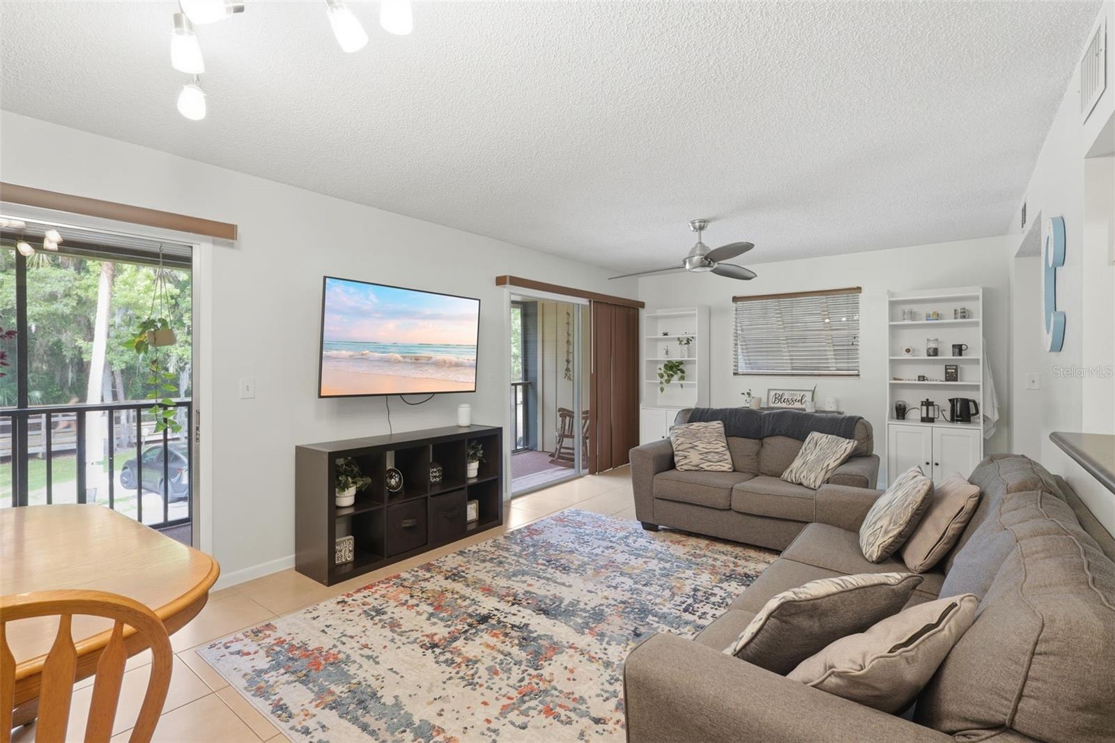 Image 11 of 43 For 140 Orchid Woods Court 13b