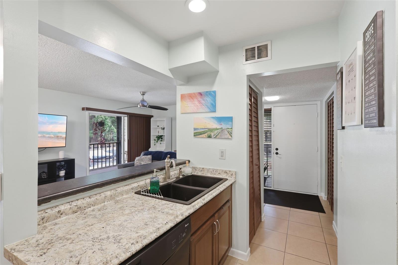 Image 18 of 43 For 140 Orchid Woods Court 13b