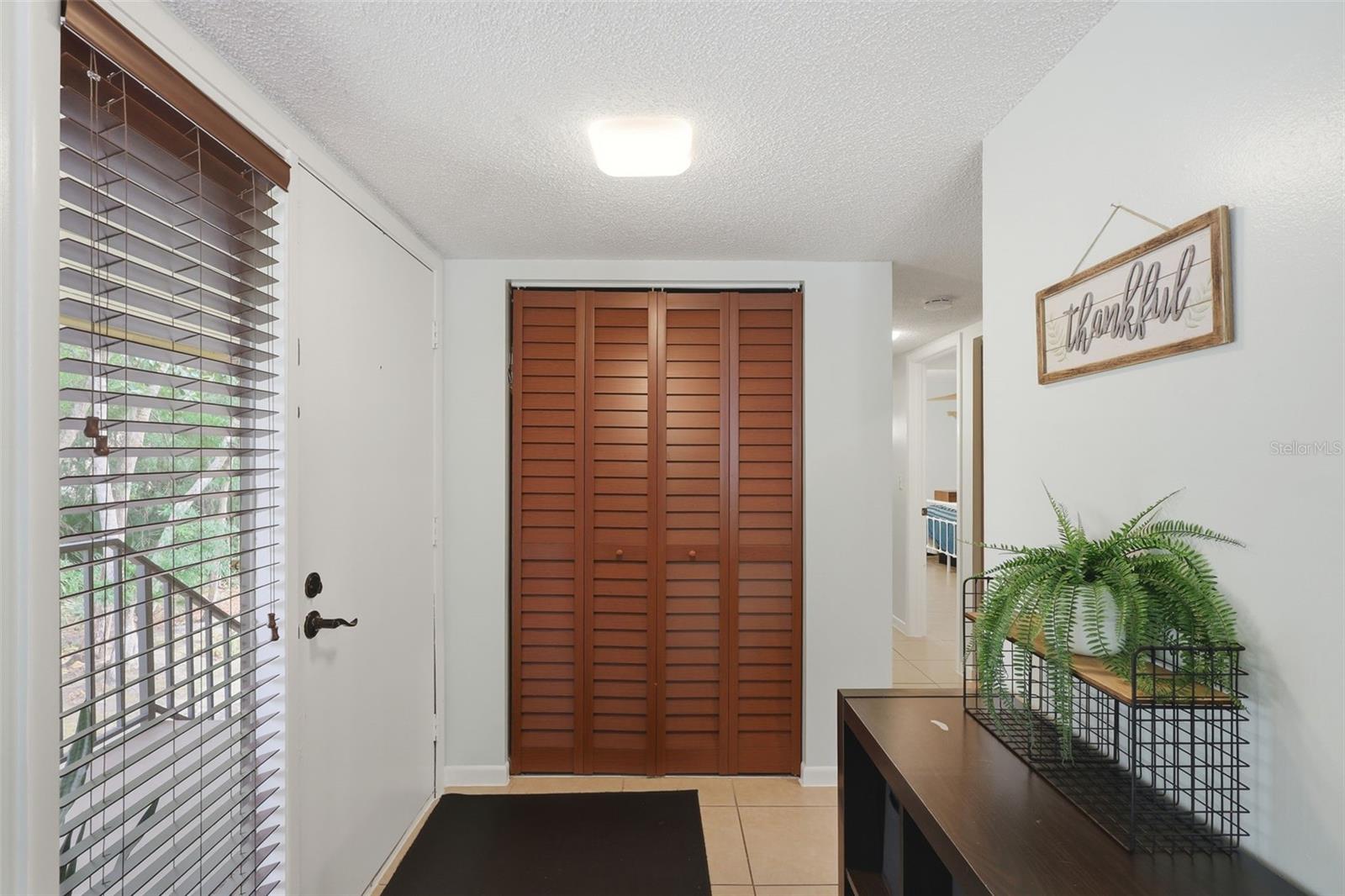 Image 20 of 43 For 140 Orchid Woods Court 13b