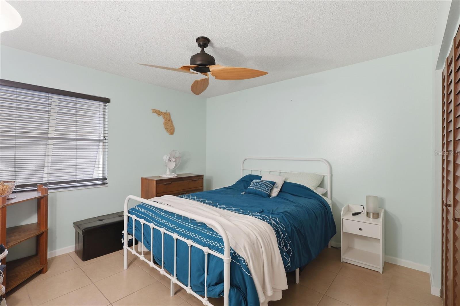 Image 22 of 43 For 140 Orchid Woods Court 13b