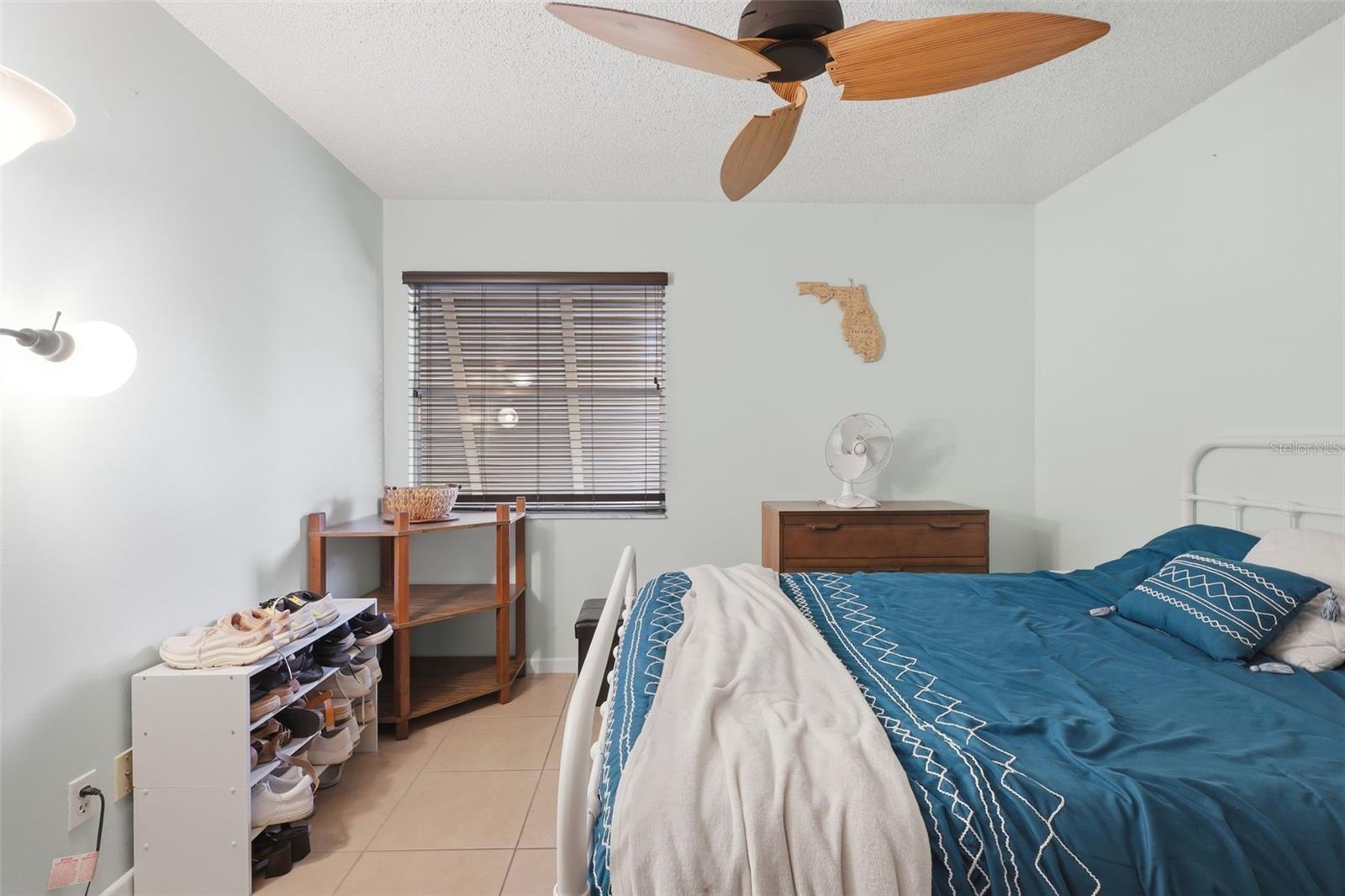 Image 23 of 43 For 140 Orchid Woods Court 13b