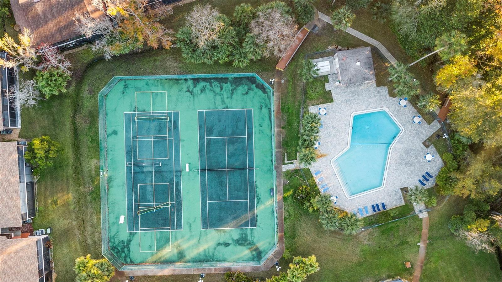 Image 32 of 43 For 140 Orchid Woods Court 13b