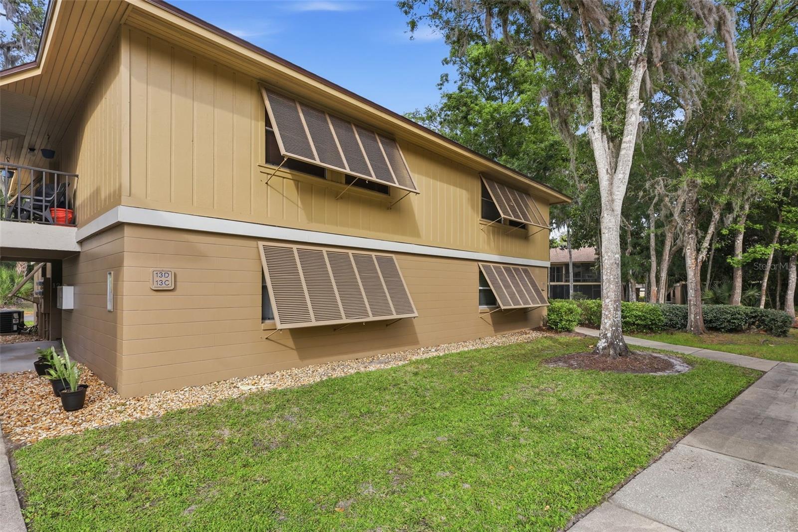 Image 41 of 43 For 140 Orchid Woods Court 13b