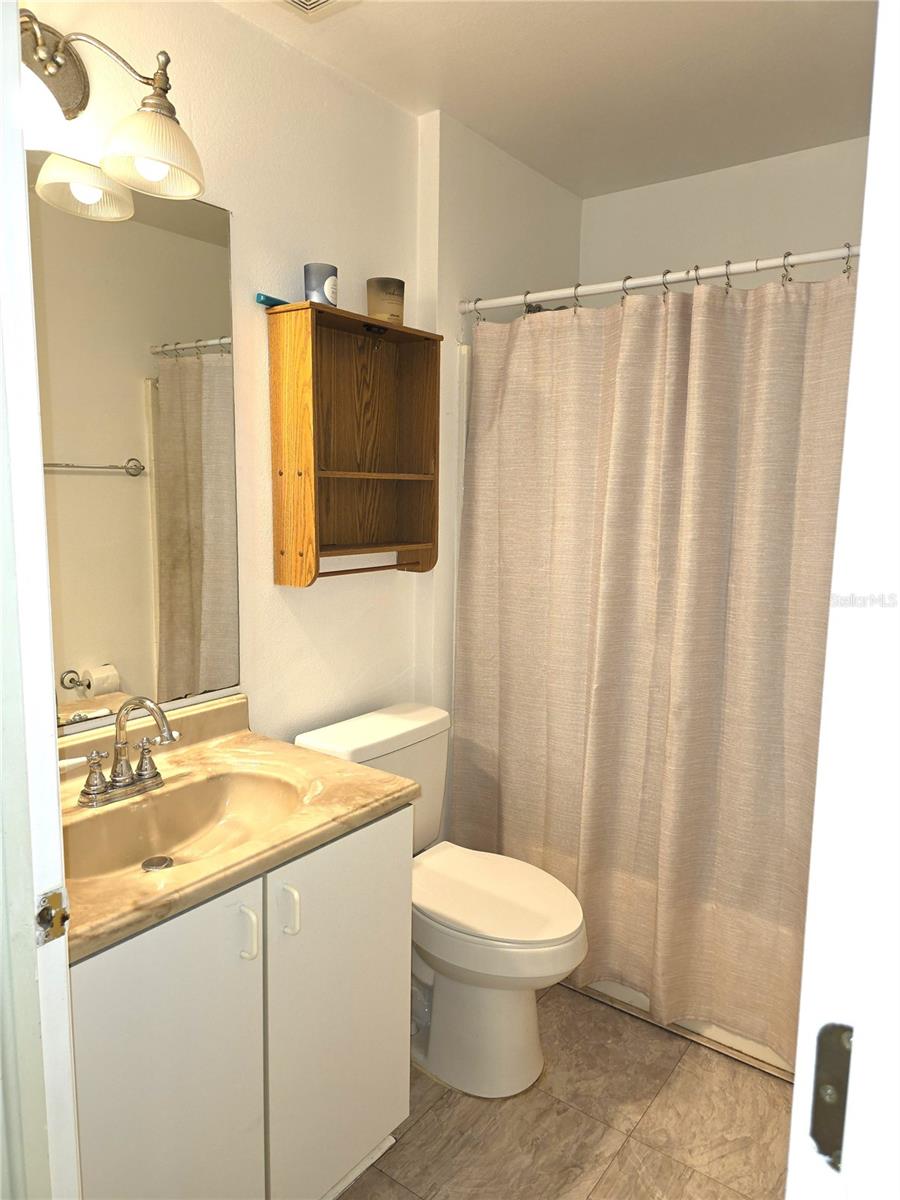 Listing photo id 34 for 1778 Baldock Court