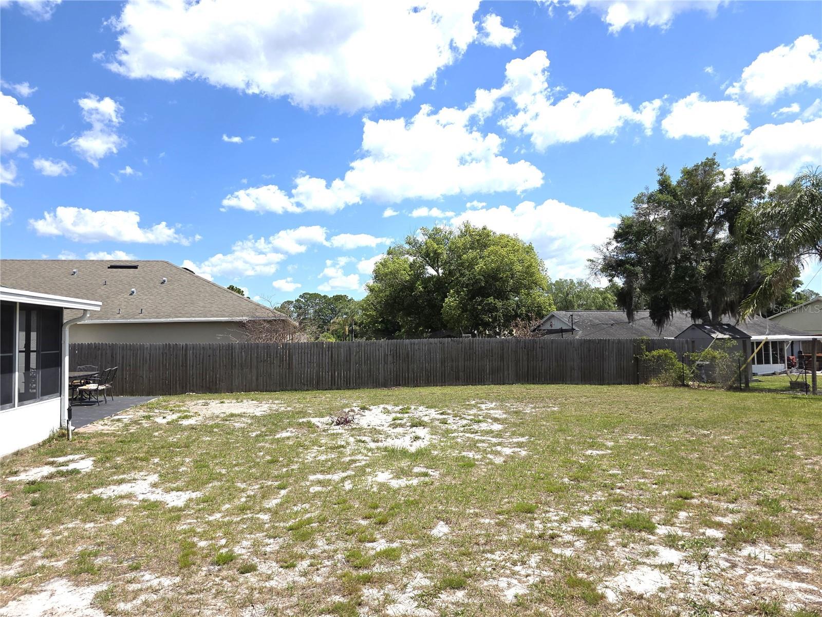 Listing photo id 49 for 1778 Baldock Court