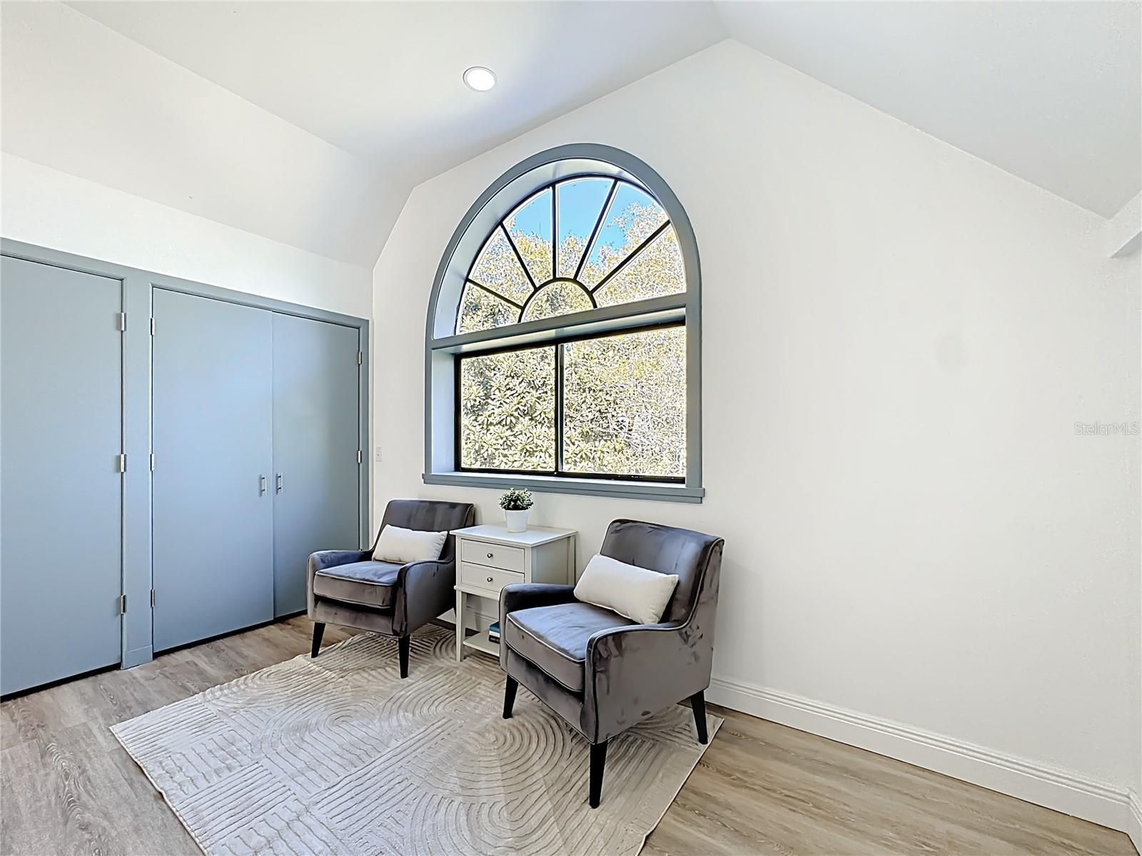 Image 30 of 83 For 506 Oakland Terrace