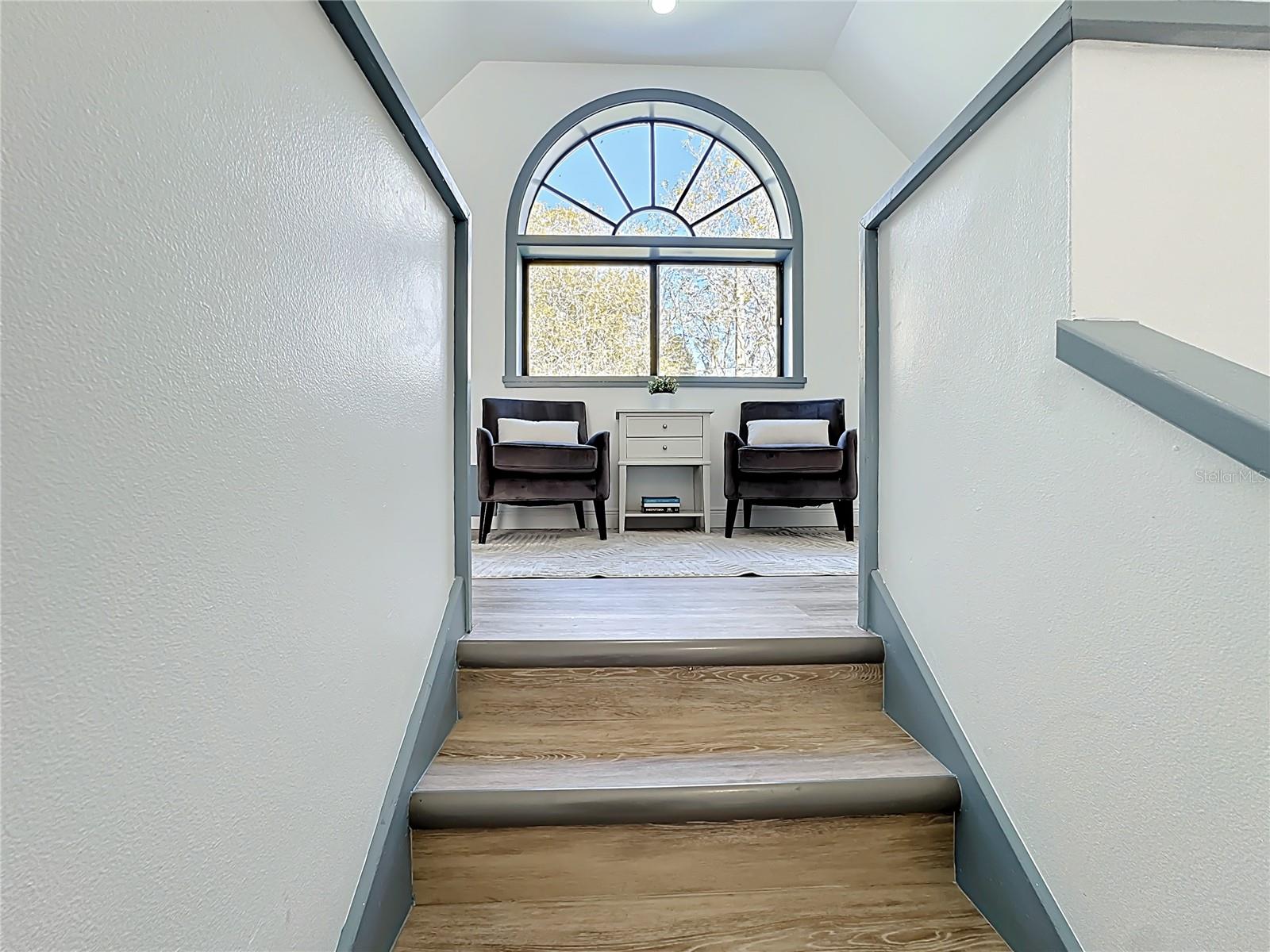 Image 39 of 83 For 506 Oakland Terrace