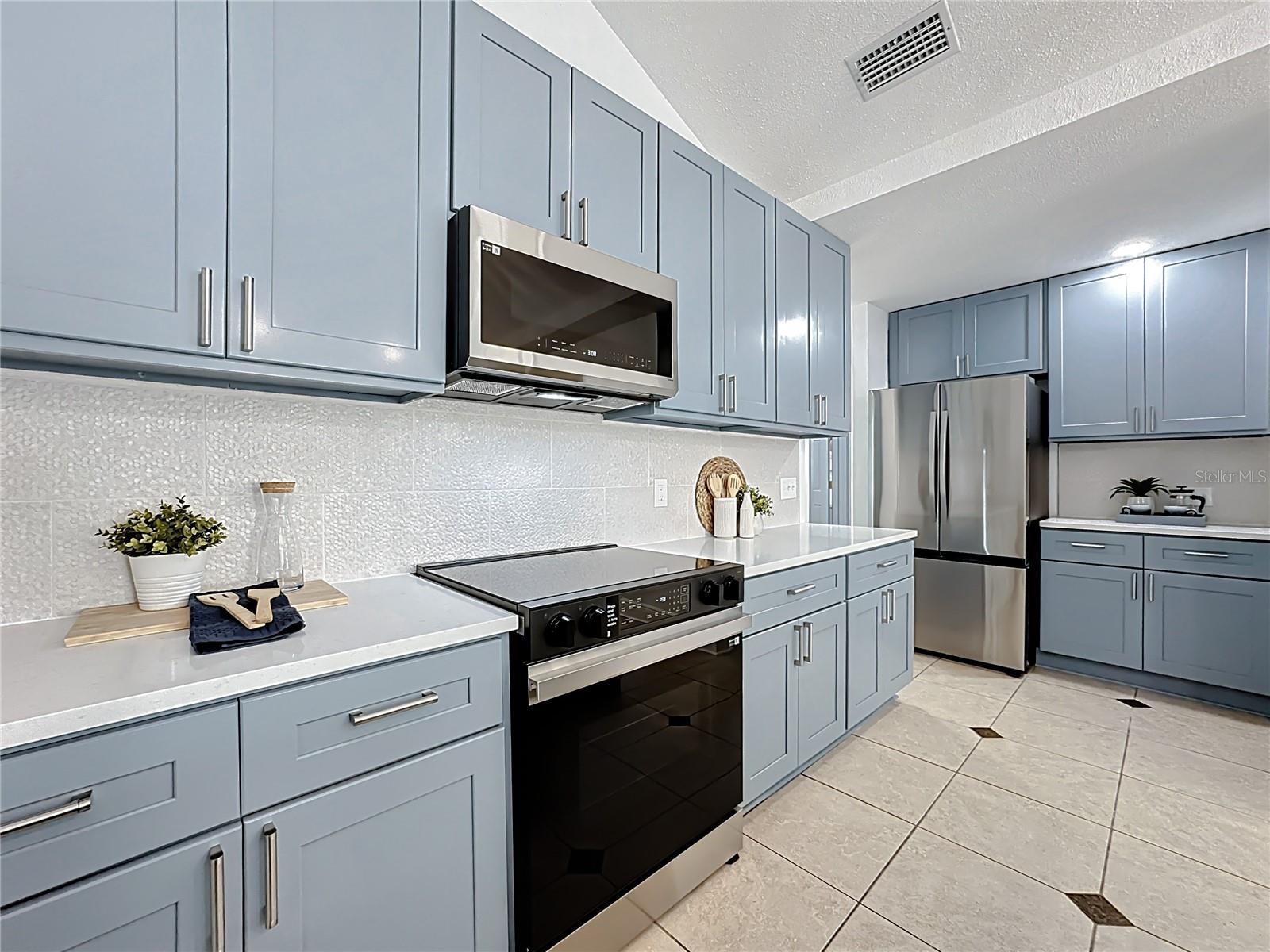 Image 50 of 83 For 506 Oakland Terrace