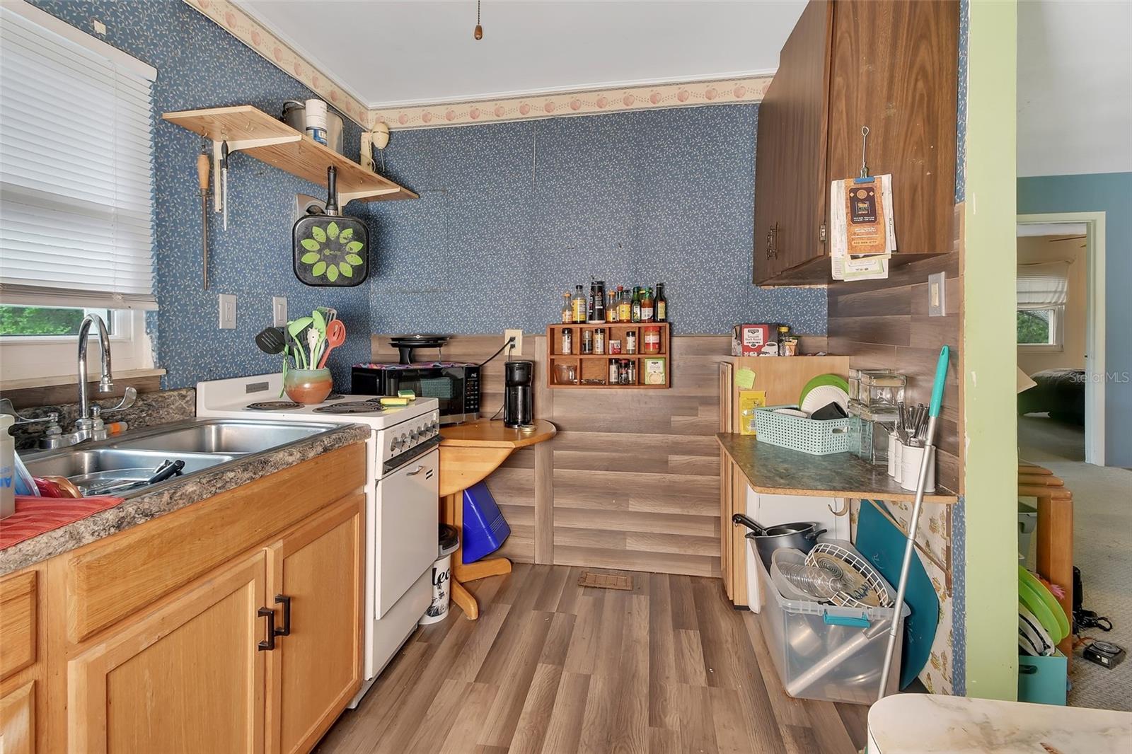 Image 11 of 42 For 25801 Blue Lakes Drive