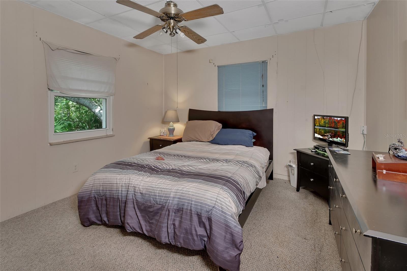 Image 12 of 42 For 25801 Blue Lakes Drive