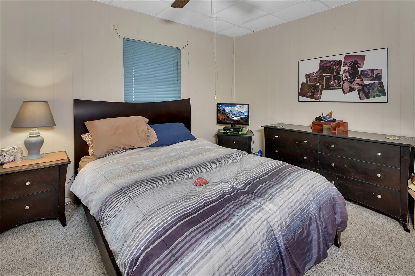 Image 13 of 42 For 25801 Blue Lakes Drive