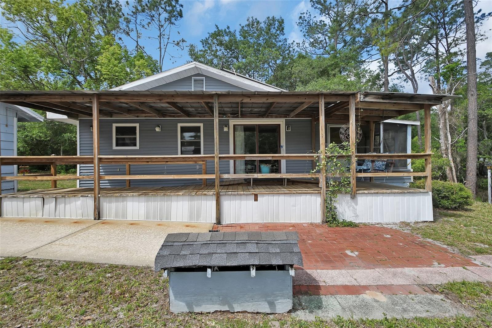 Image 22 of 42 For 25801 Blue Lakes Drive