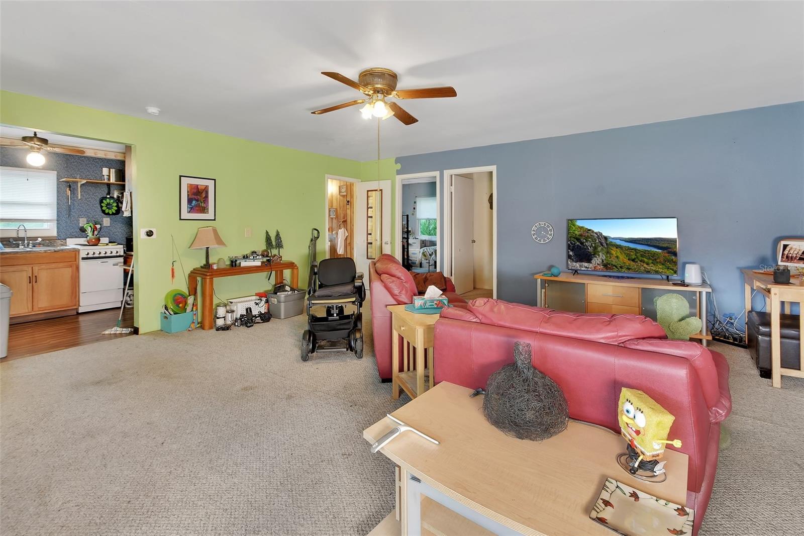 Image 8 of 42 For 25801 Blue Lakes Drive