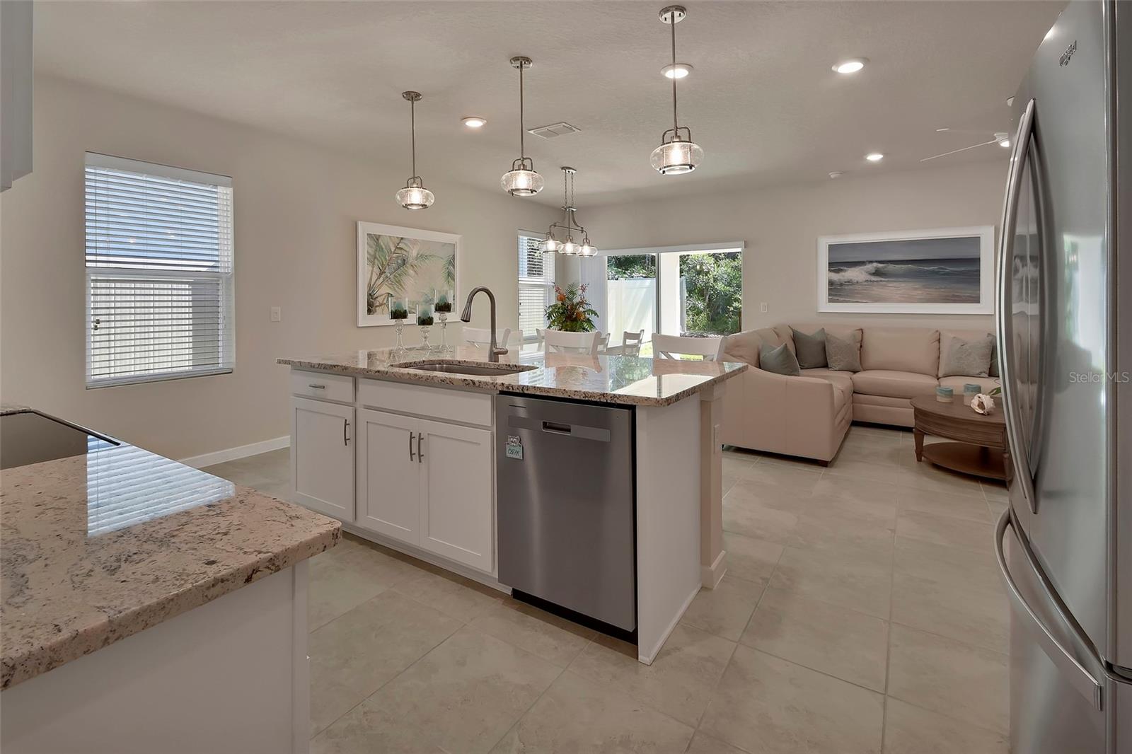 Listing photo id 12 for 2132 Canopy Terrace Boulevard