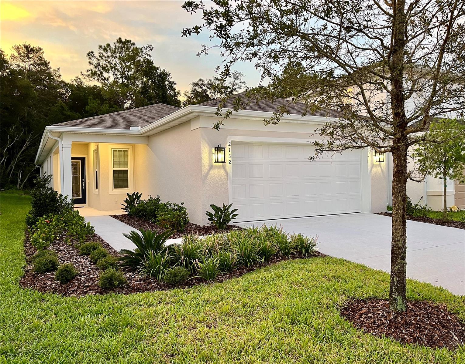 Listing photo id 0 for 2132 Canopy Terrace Boulevard