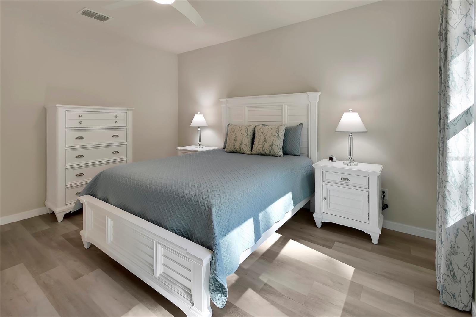 Listing photo id 23 for 2132 Canopy Terrace Boulevard