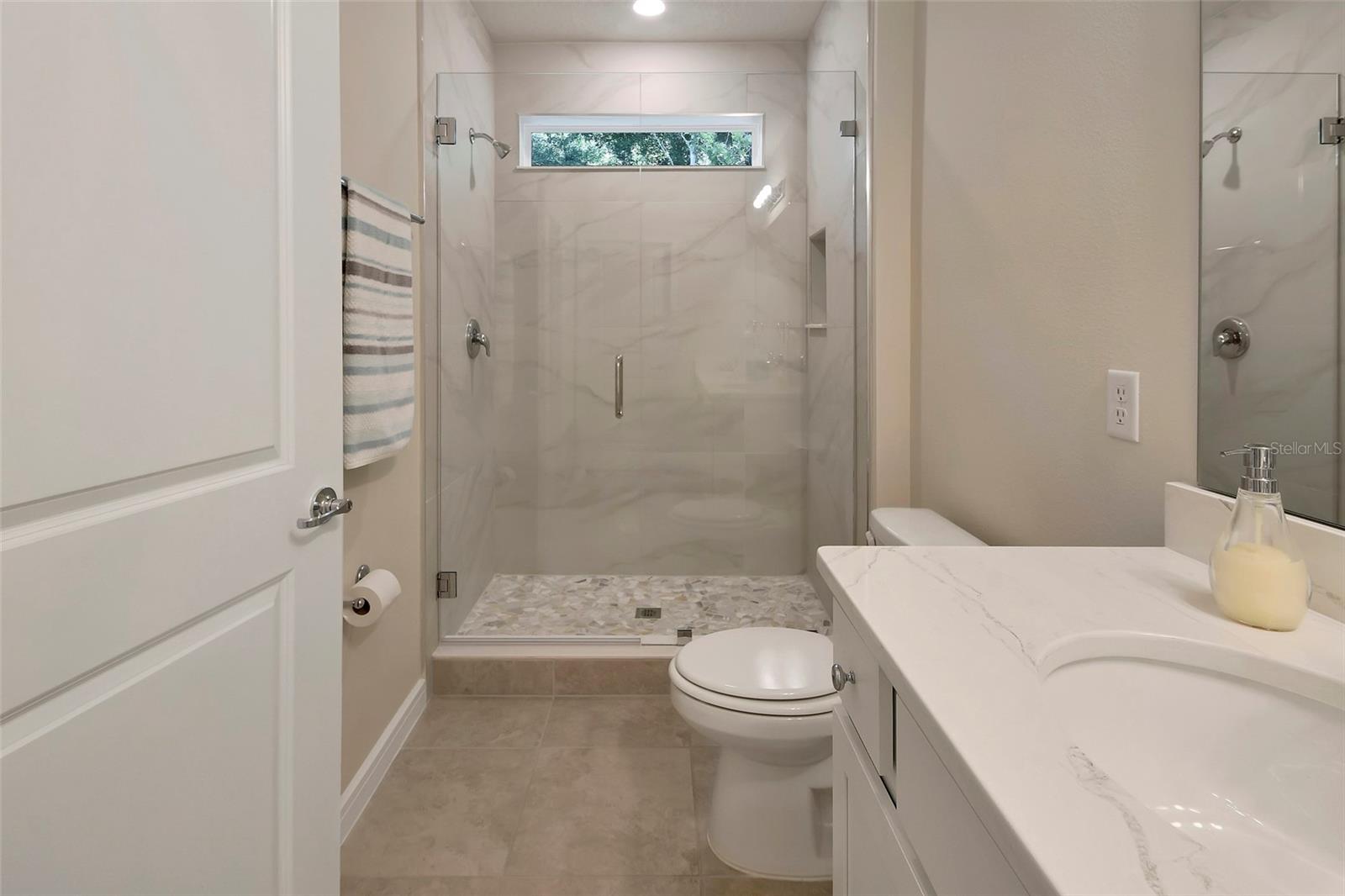 Listing photo id 26 for 2132 Canopy Terrace Boulevard