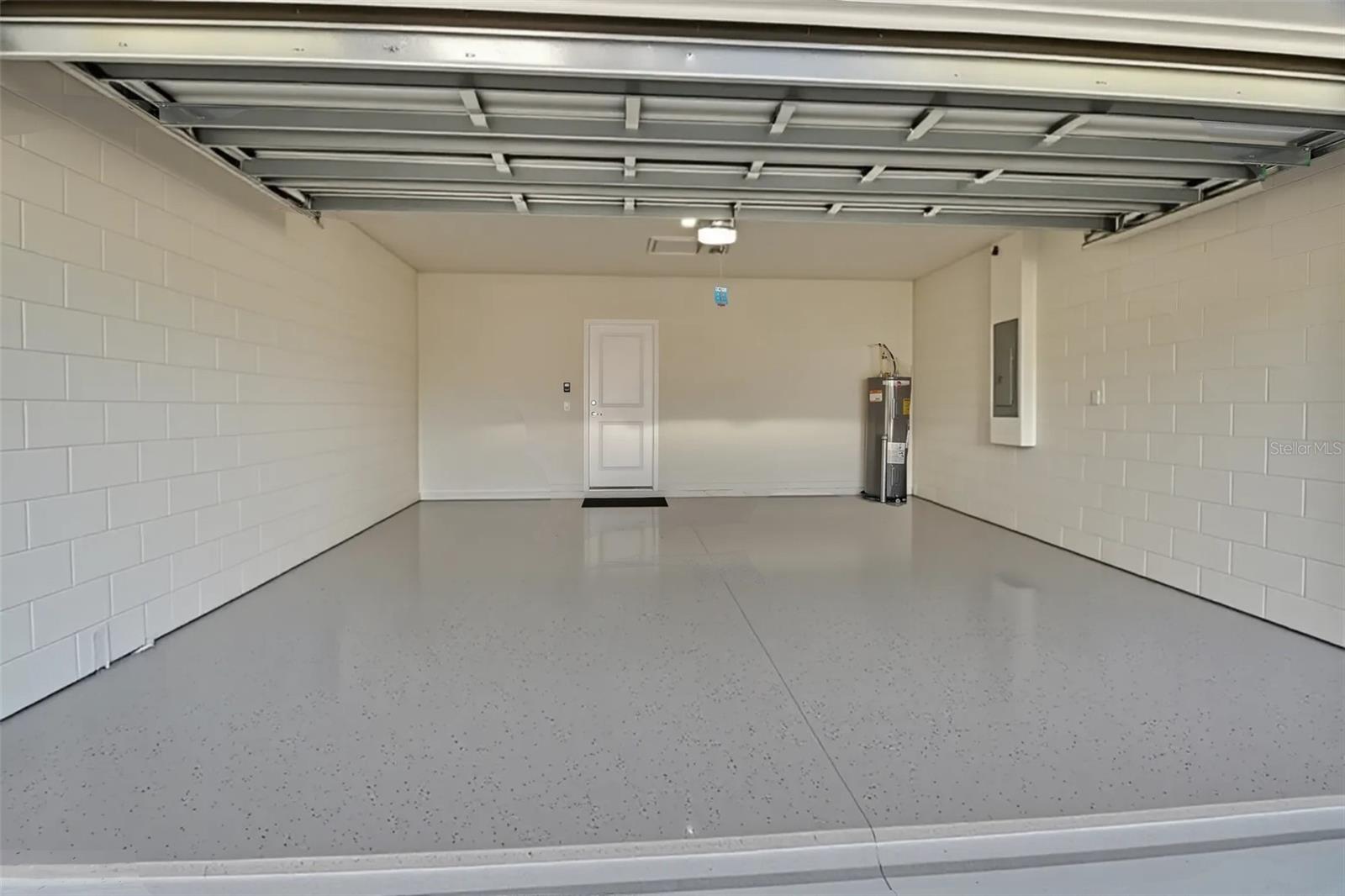 Listing photo id 39 for 2132 Canopy Terrace Boulevard