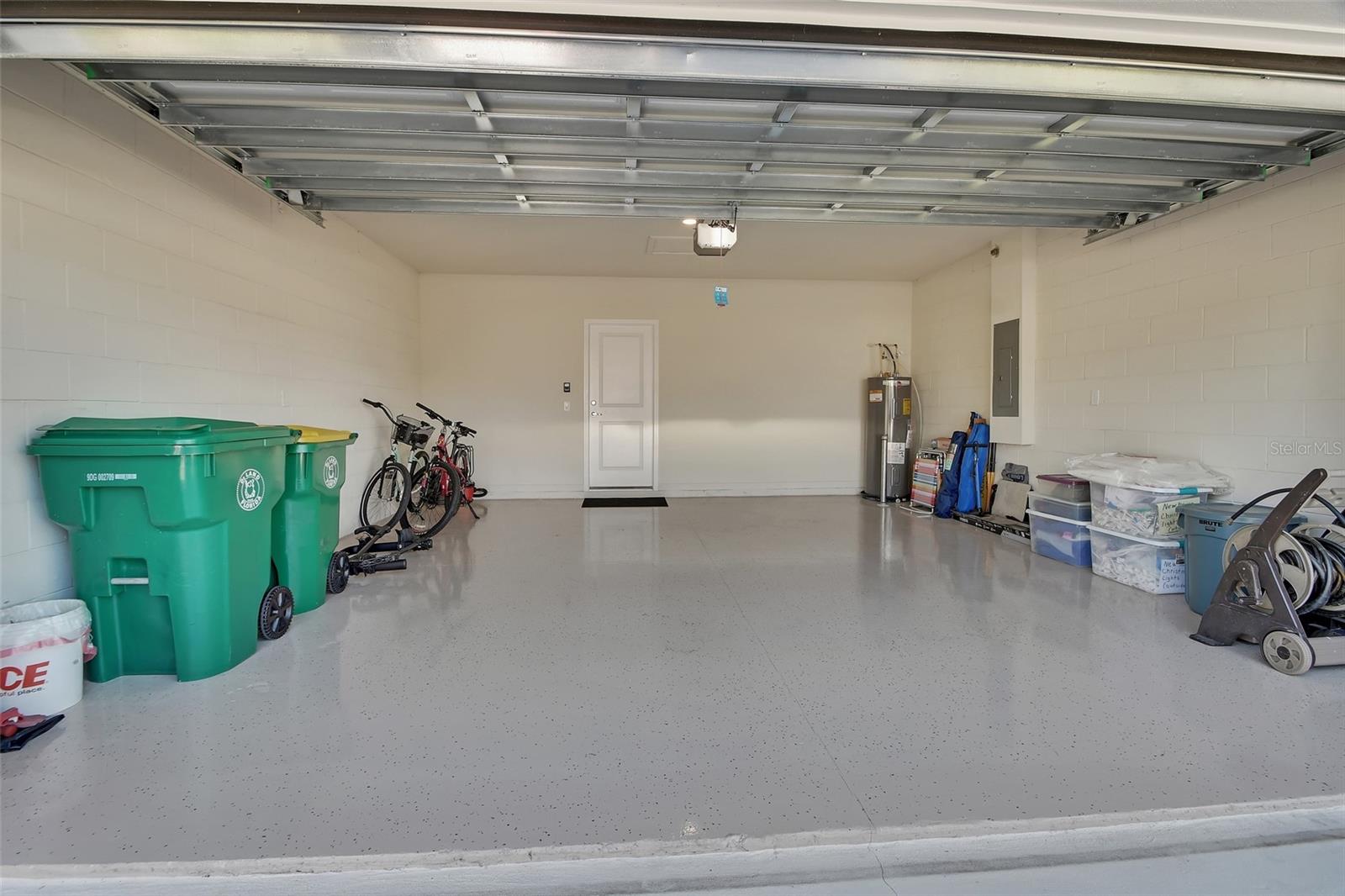 Listing photo id 40 for 2132 Canopy Terrace Boulevard