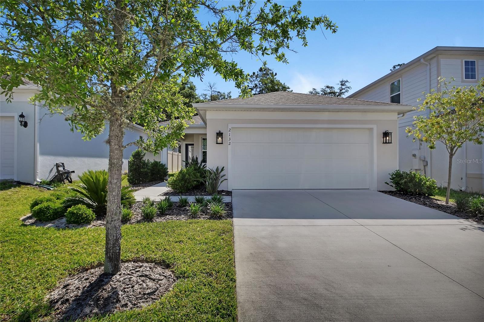 Listing photo id 7 for 2132 Canopy Terrace Boulevard