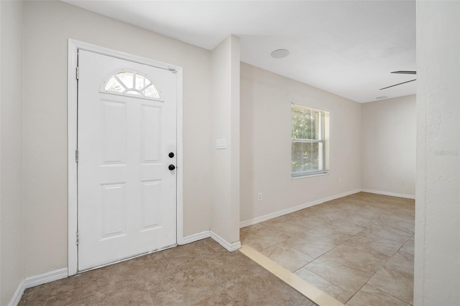 Image 3 of 41 For 6 Big Horn Place
