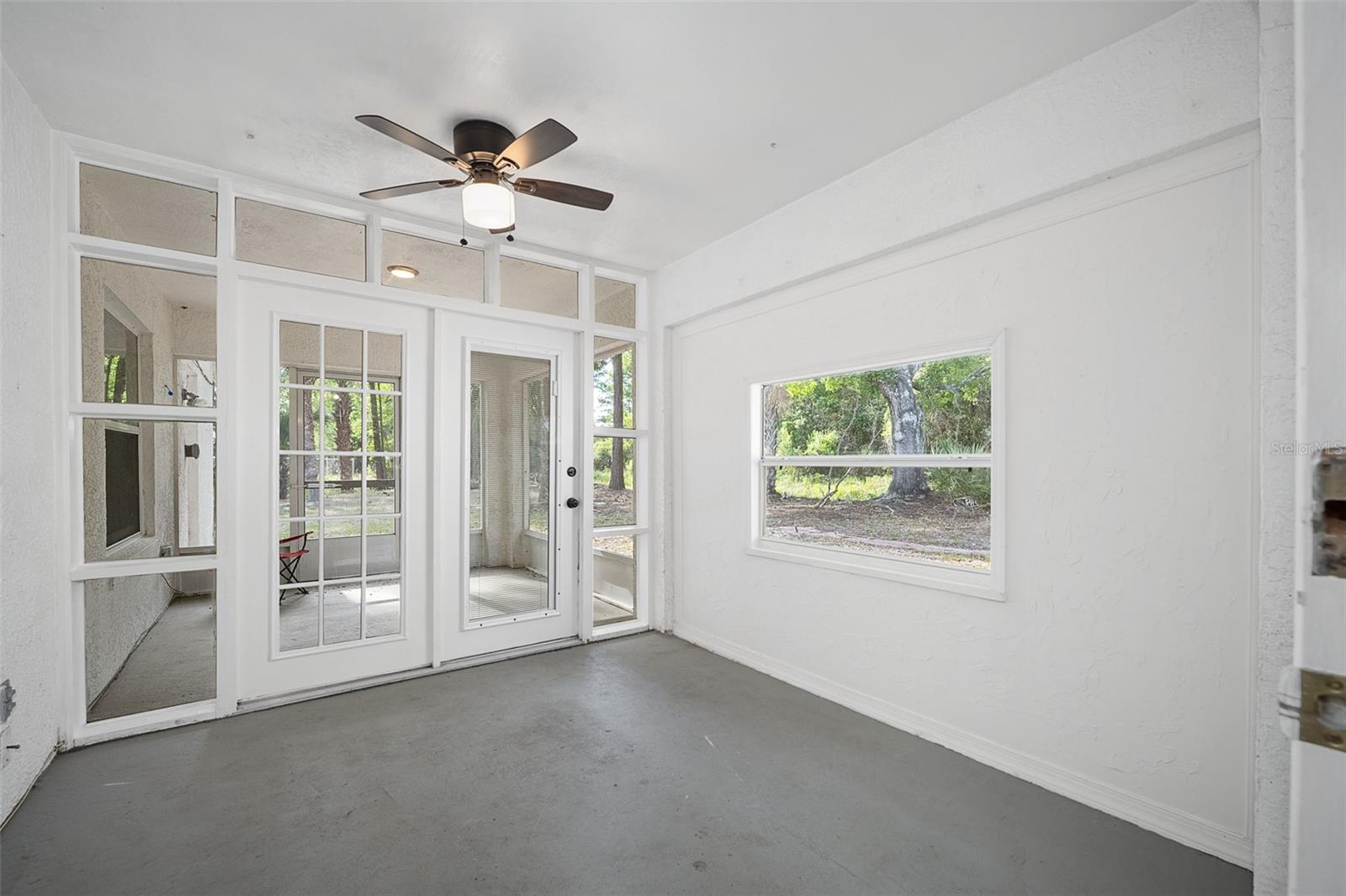 Image 31 of 41 For 6 Big Horn Place