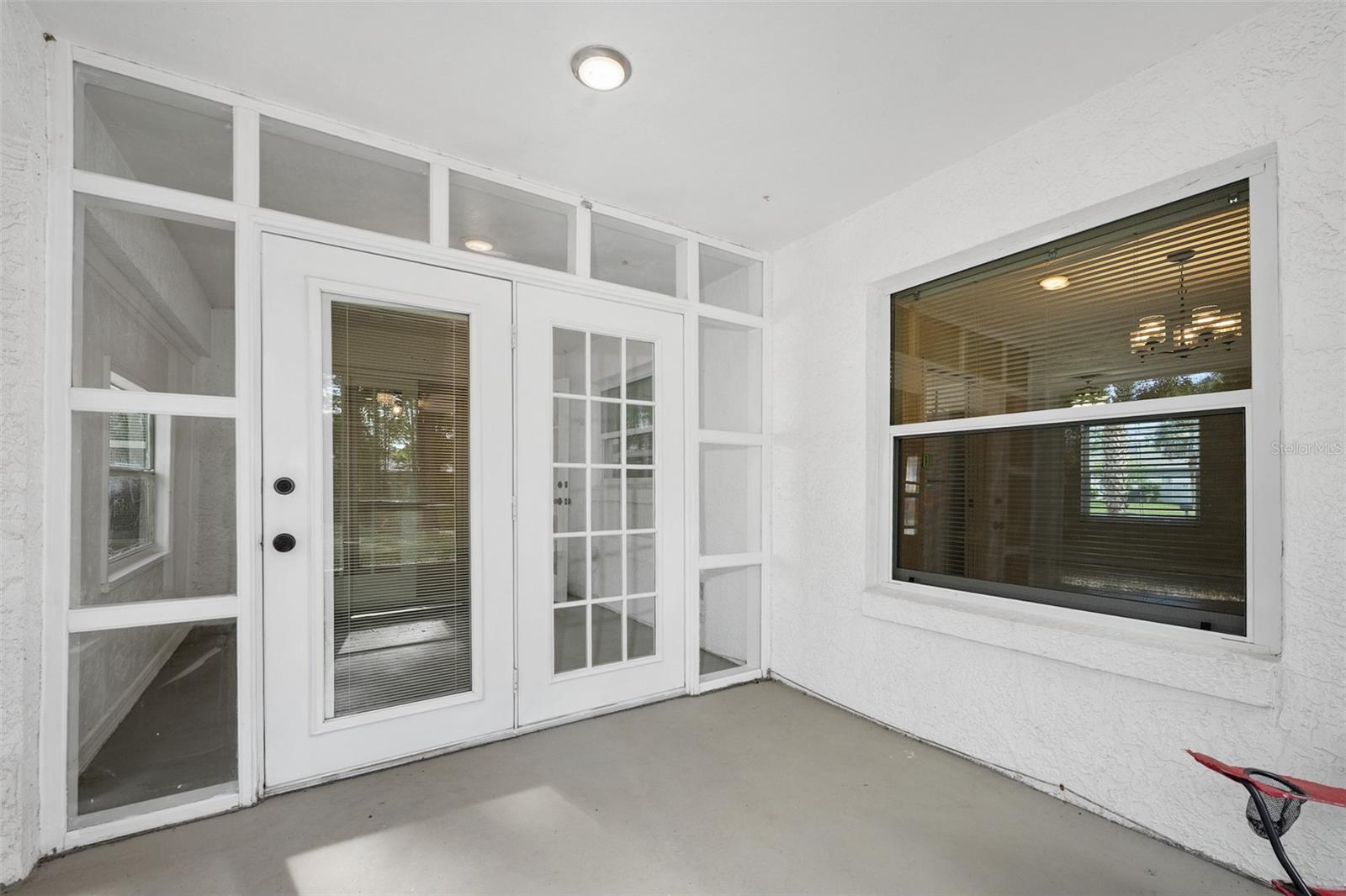 Image 32 of 41 For 6 Big Horn Place