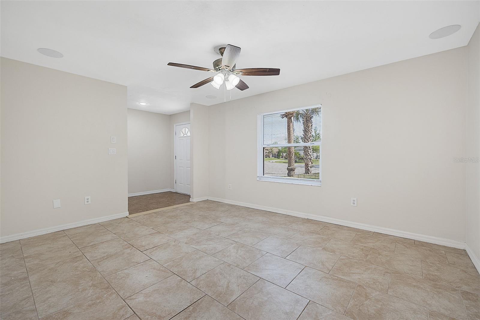 Image 5 of 41 For 6 Big Horn Place