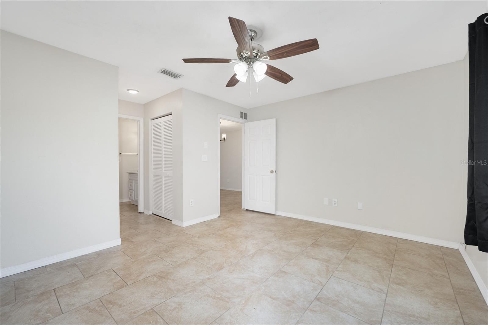 Image 9 of 41 For 6 Big Horn Place