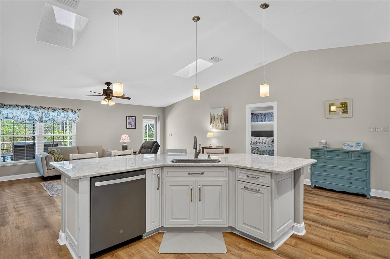 Image 18 of 47 For 6096 Pheasant Ridge Drive