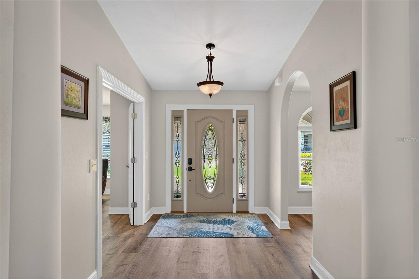 Image 7 of 47 For 6096 Pheasant Ridge Drive