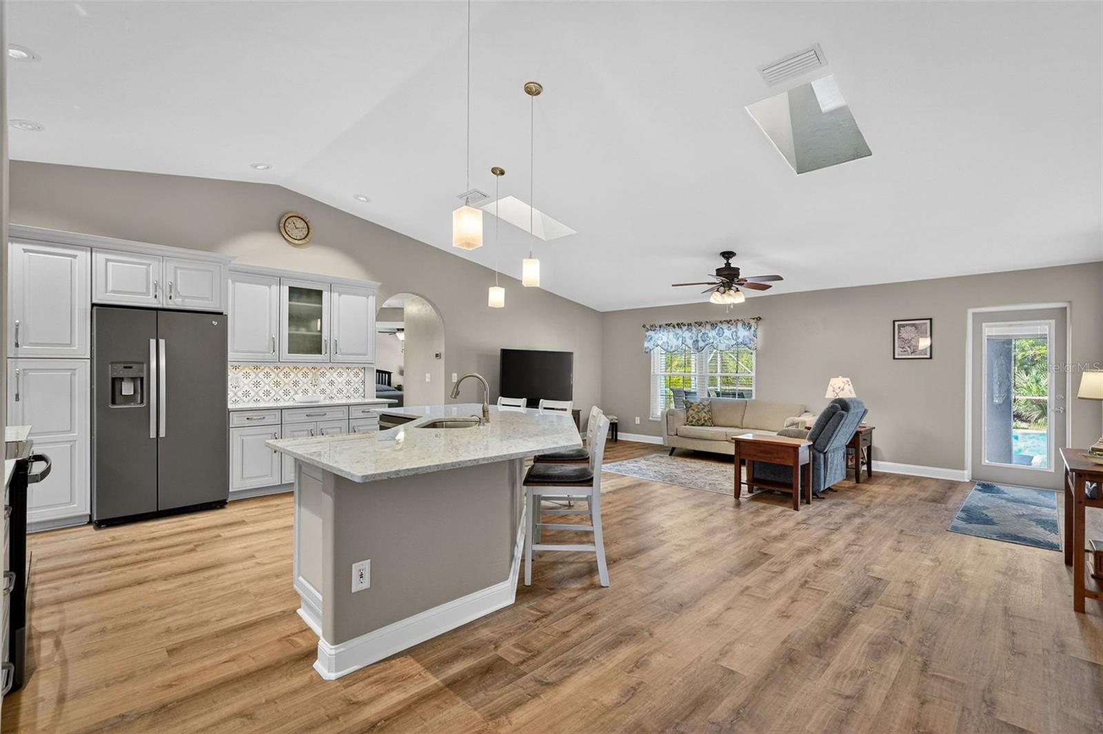 Image 9 of 47 For 6096 Pheasant Ridge Drive