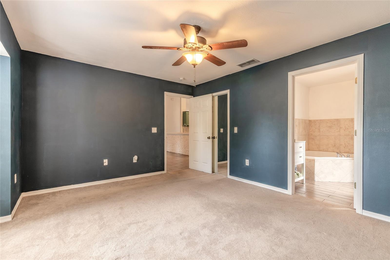 Image 12 of 34 For 1031 Walts Avenue