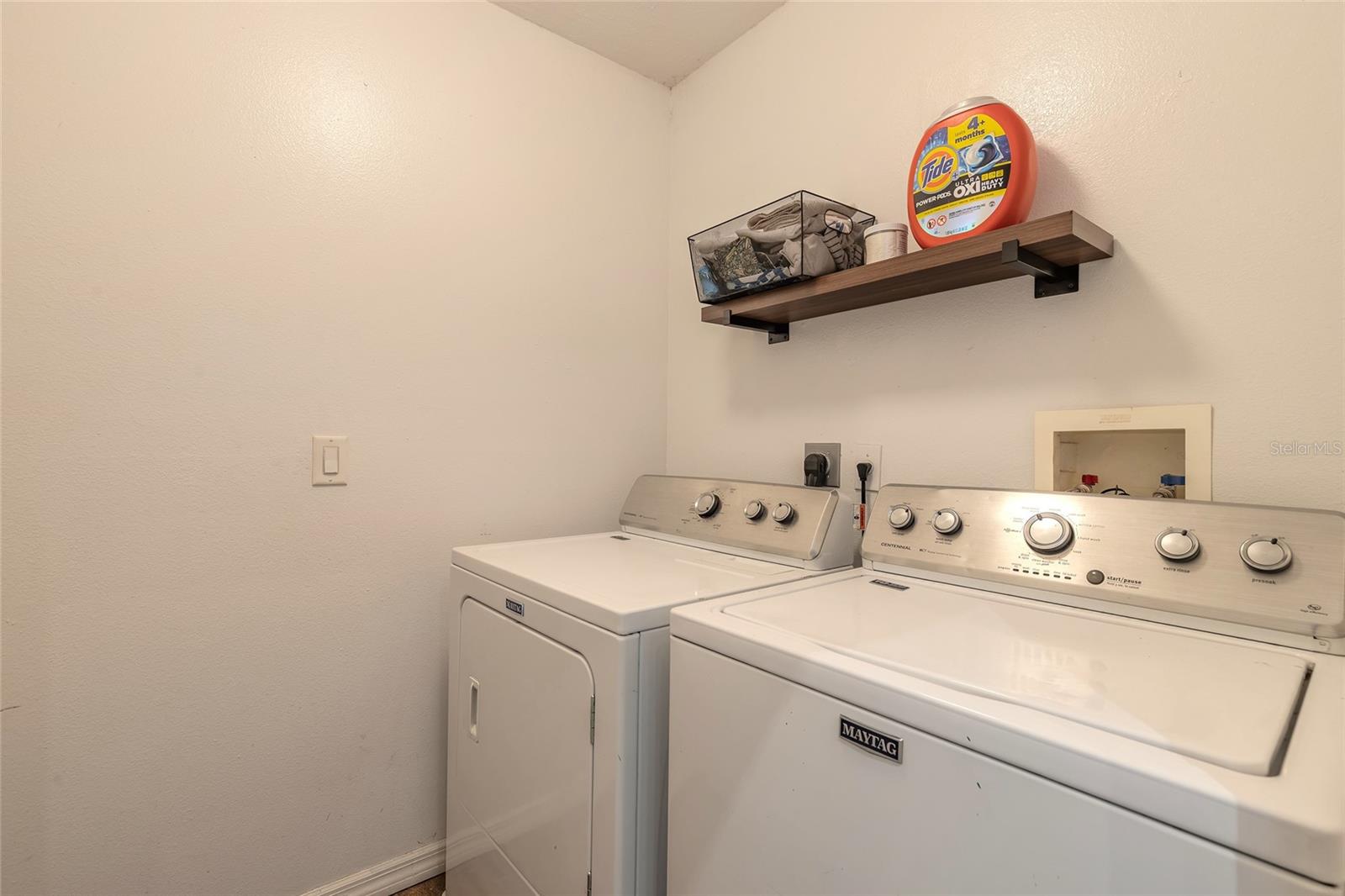 Image 19 of 34 For 1031 Walts Avenue