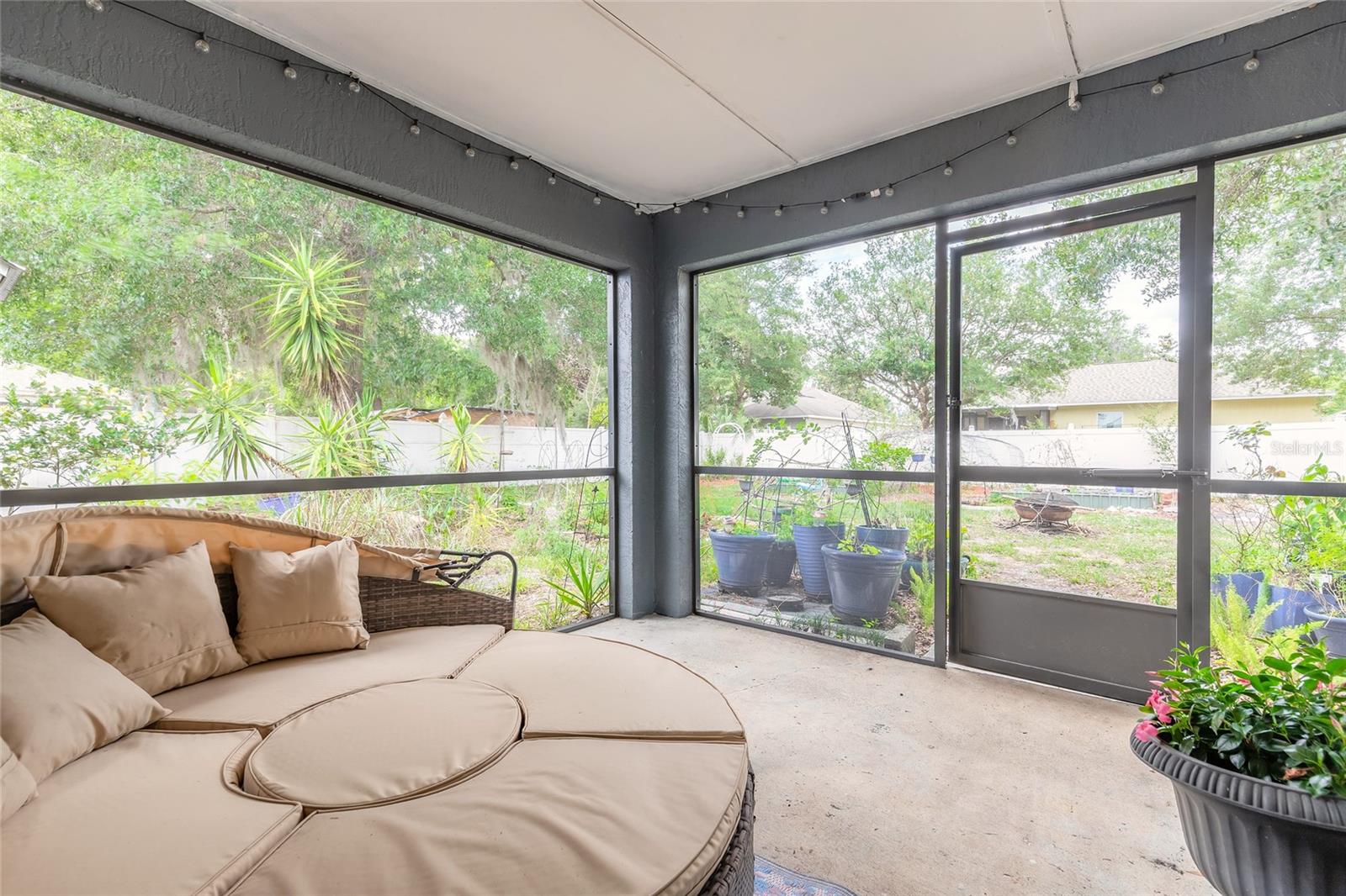 Image 22 of 34 For 1031 Walts Avenue