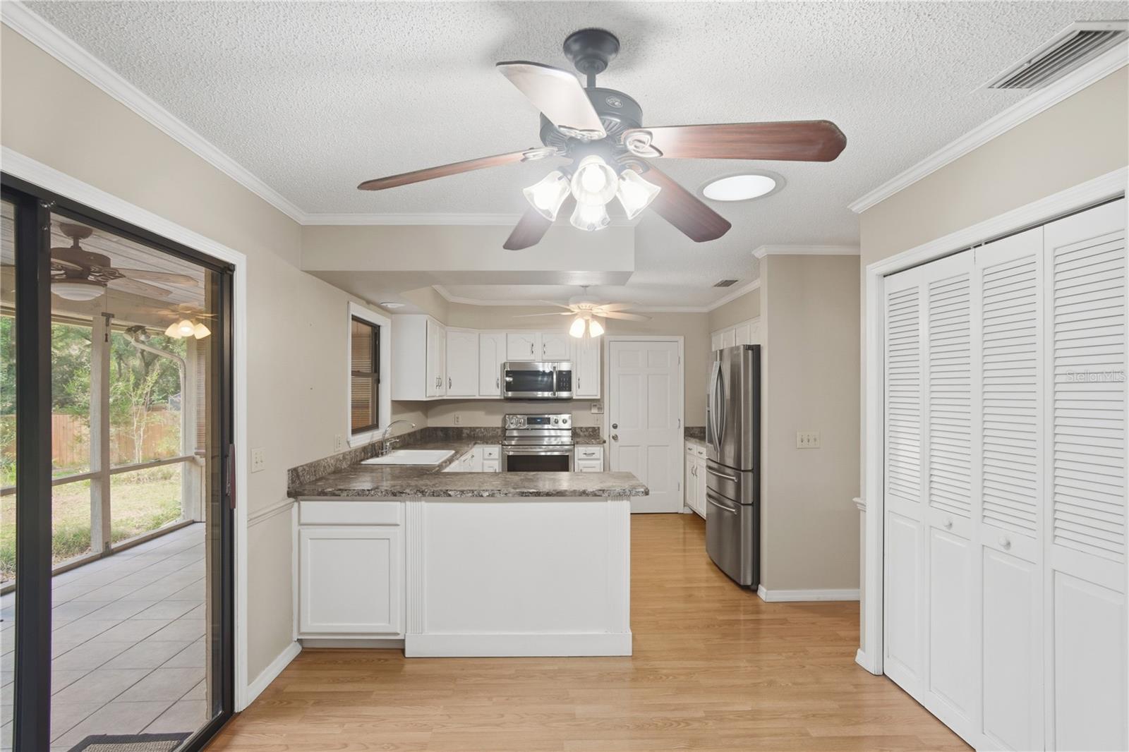 Image 15 of 35 For 544 Black Ironwood Drive