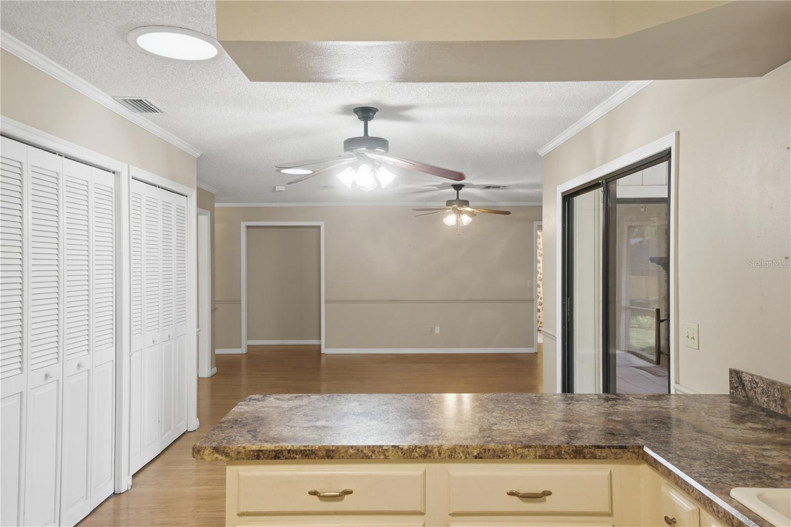 Image 18 of 35 For 544 Black Ironwood Drive