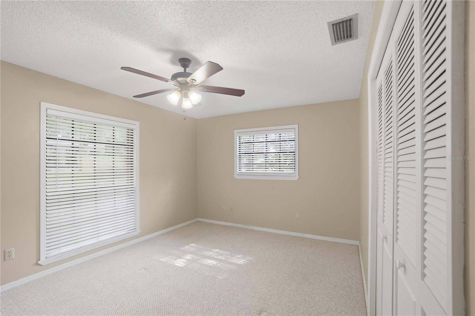 Image 21 of 35 For 544 Black Ironwood Drive