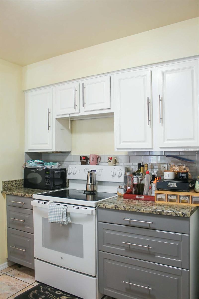 Image 5 of 6 For 7667 Gramercy Drive