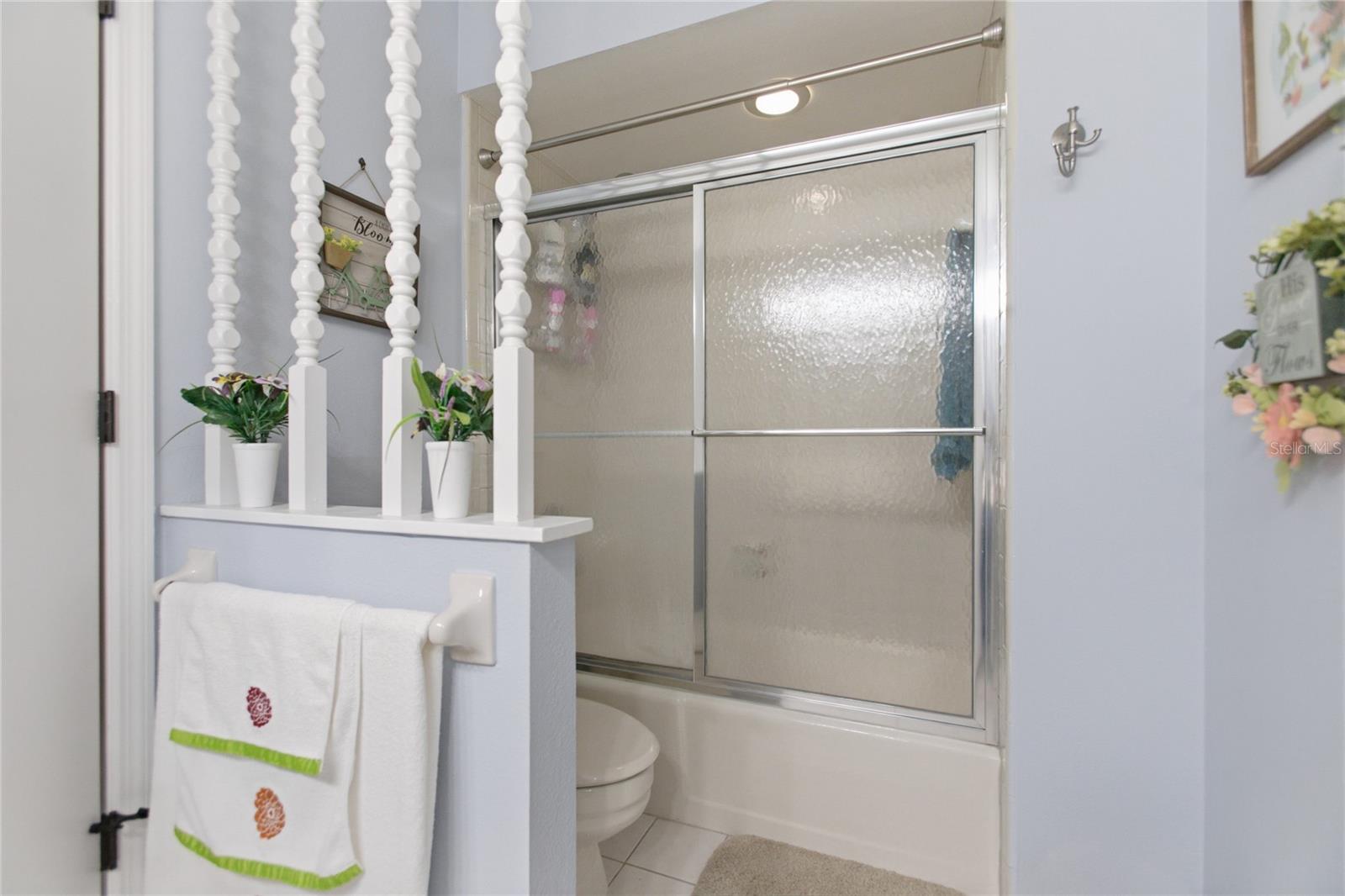 Listing photo id 28 for 128 Greentree Lane