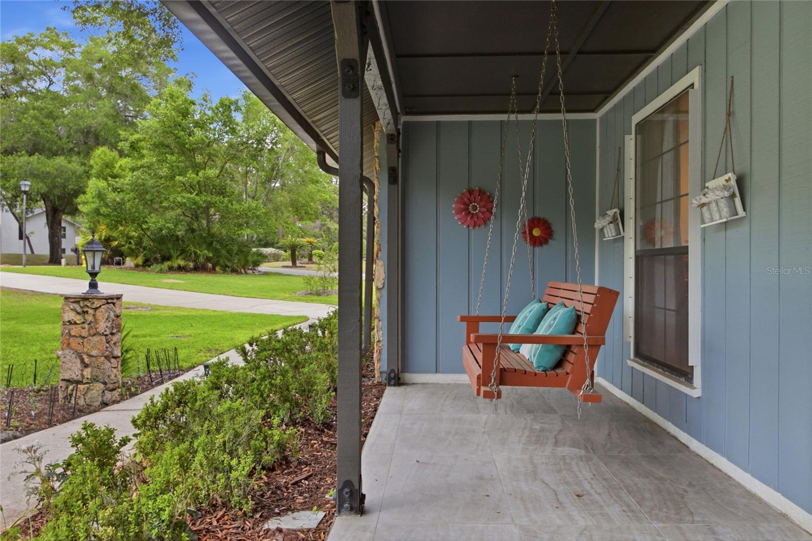 Listing photo id 57 for 128 Greentree Lane
