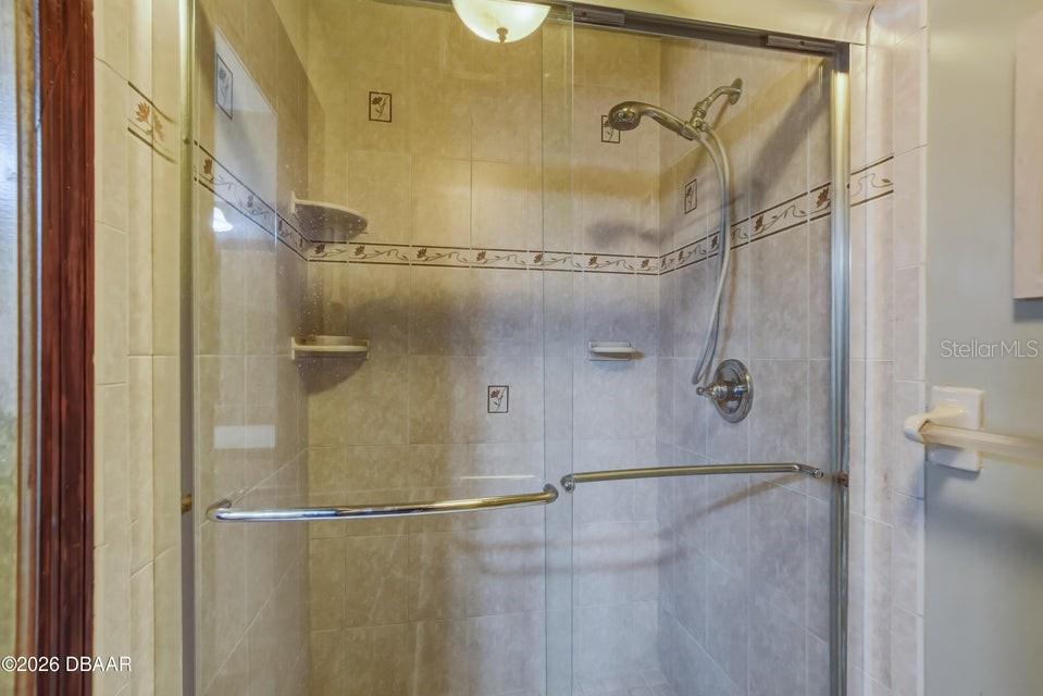 Image 21 of 33 For 58 Cherokee Trail