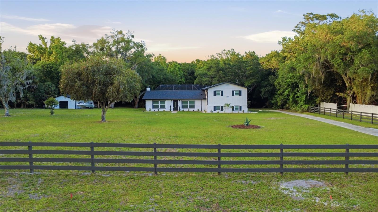 Image 2 of 59 For 155 Country Circle Drive E