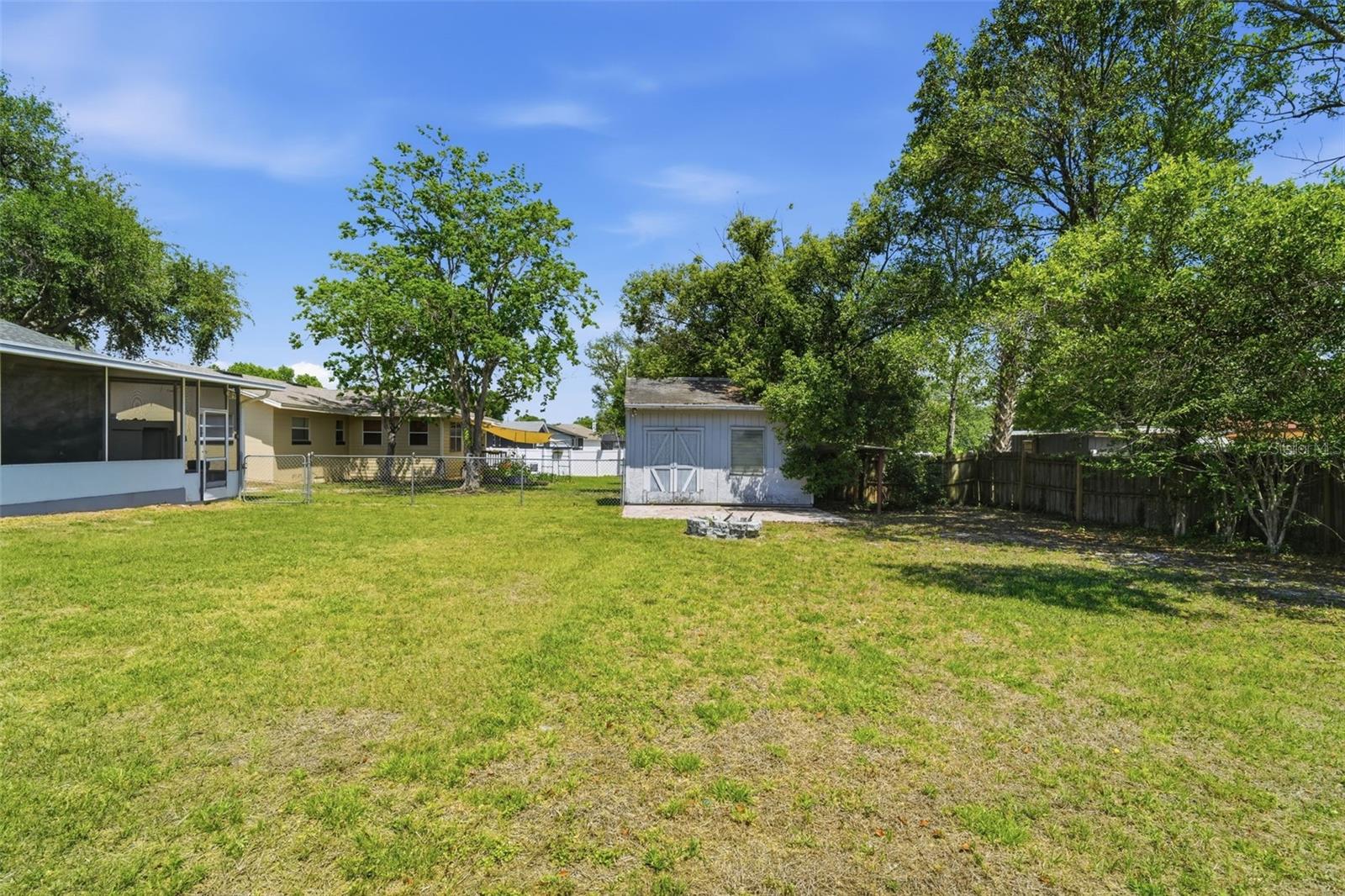Image 34 of 38 For 65 Community Dr