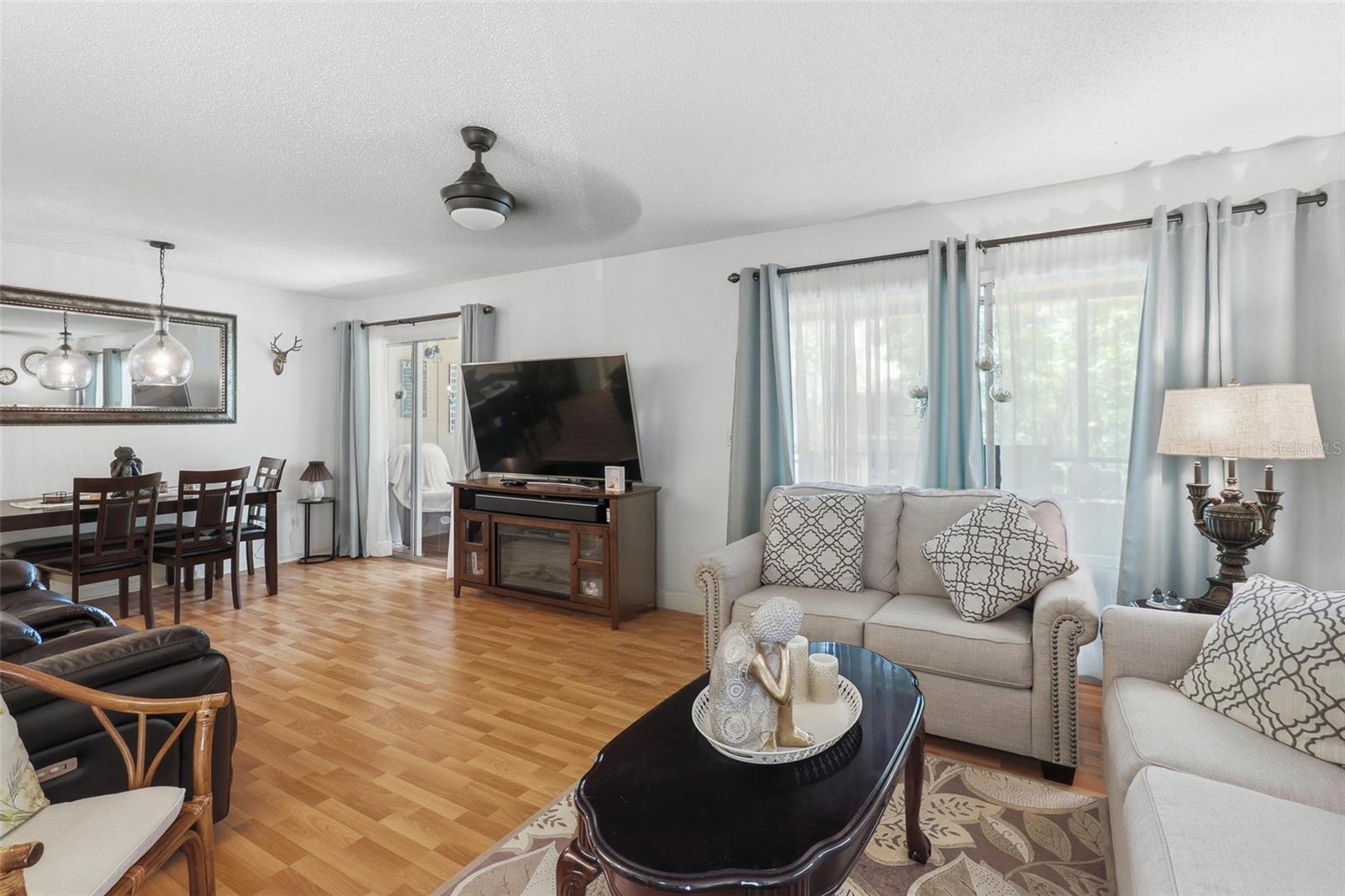 Image 10 of 28 For 120 Hibiscus Woods Court 9b