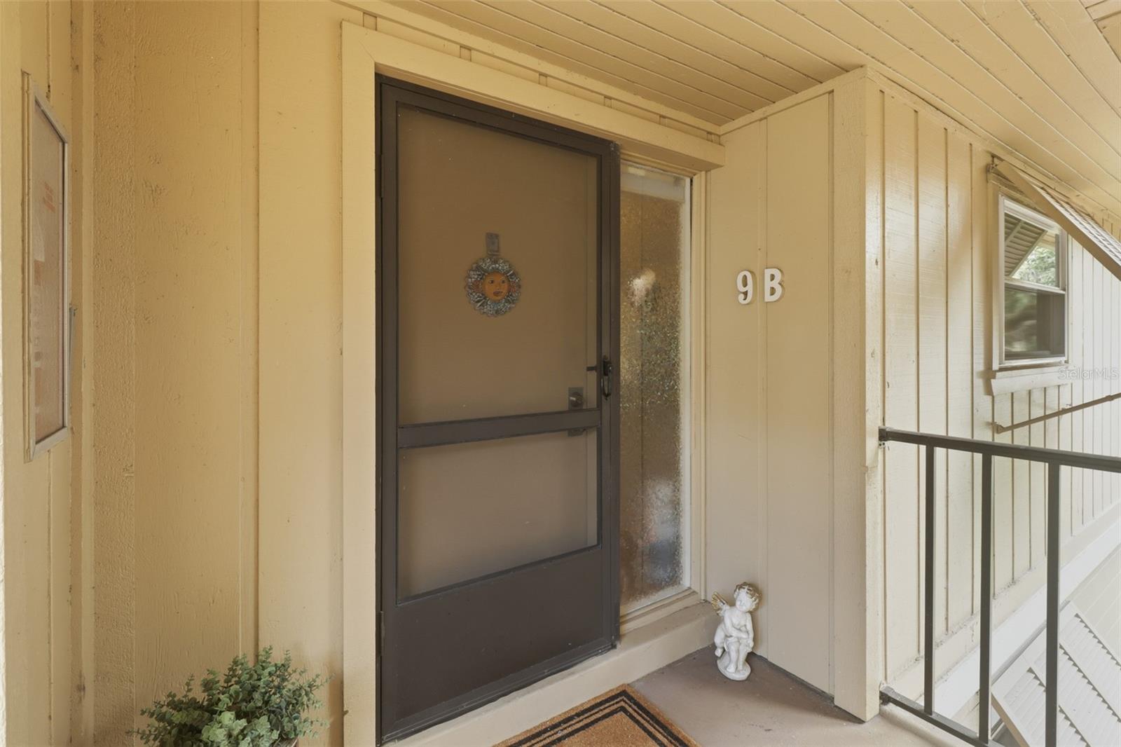 Image 15 of 28 For 120 Hibiscus Woods Court 9b