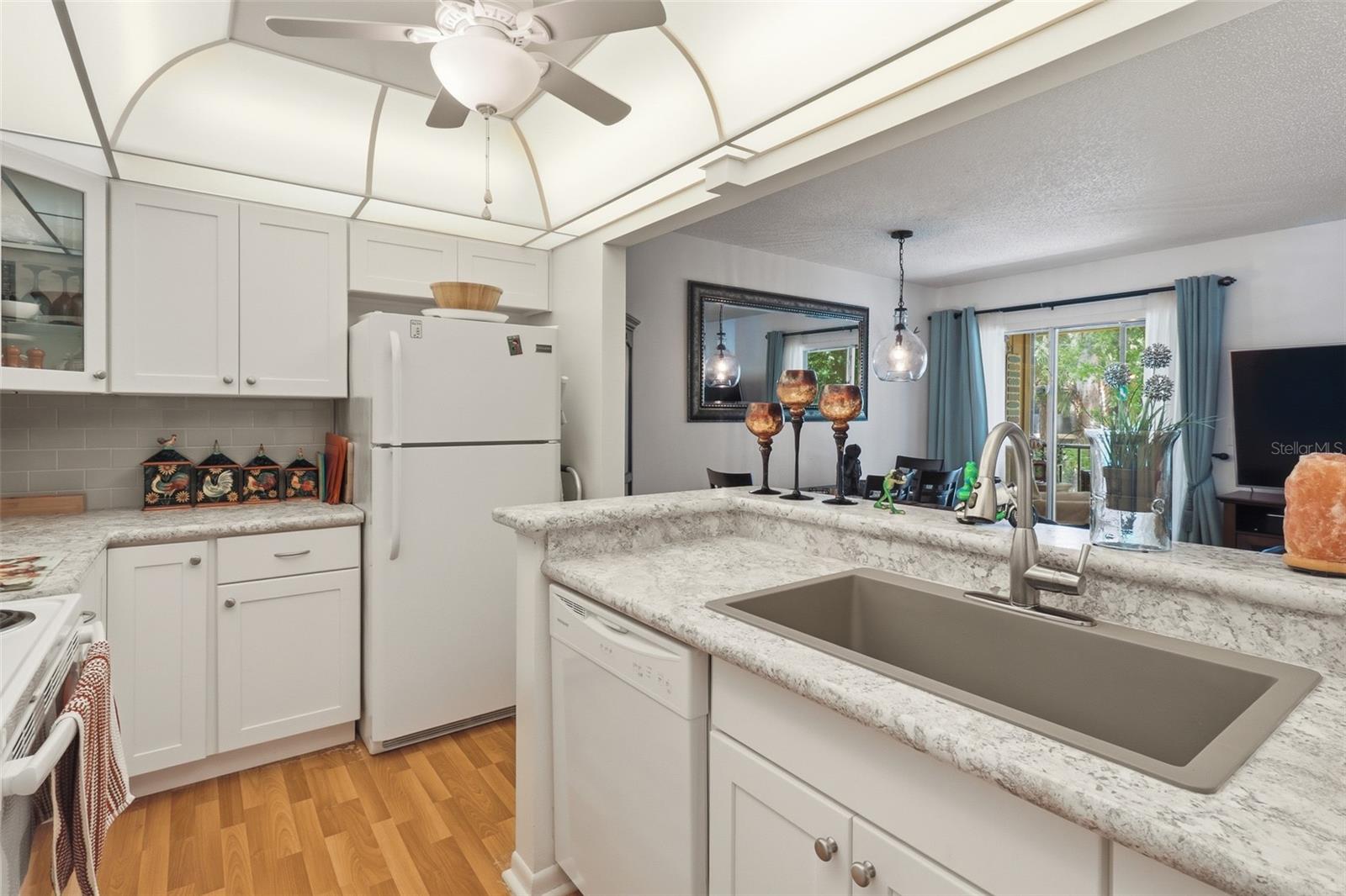 Image 7 of 28 For 120 Hibiscus Woods Court 9b