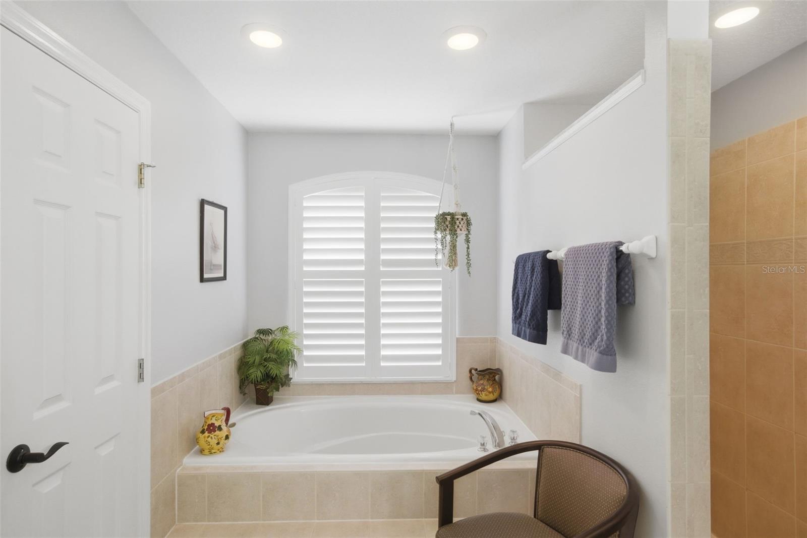 Image 18 of 40 For 1480 Robinwood Drive