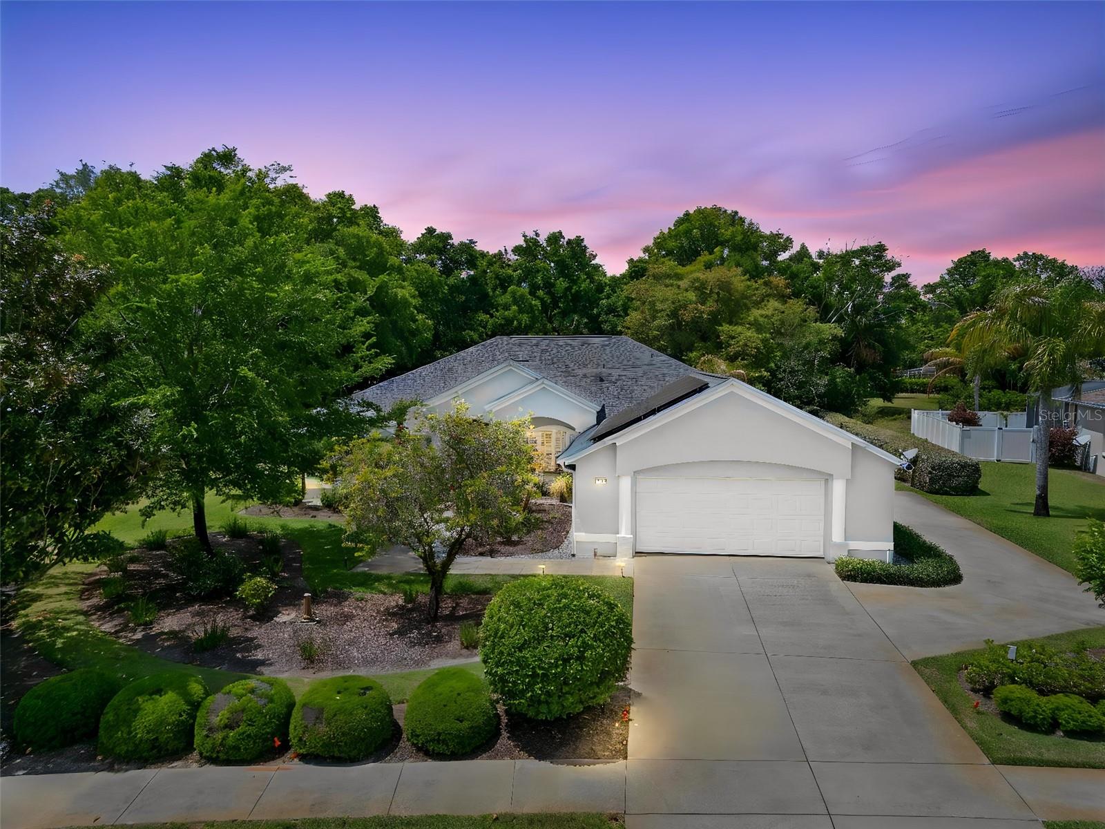 Image 2 of 40 For 1480 Robinwood Drive