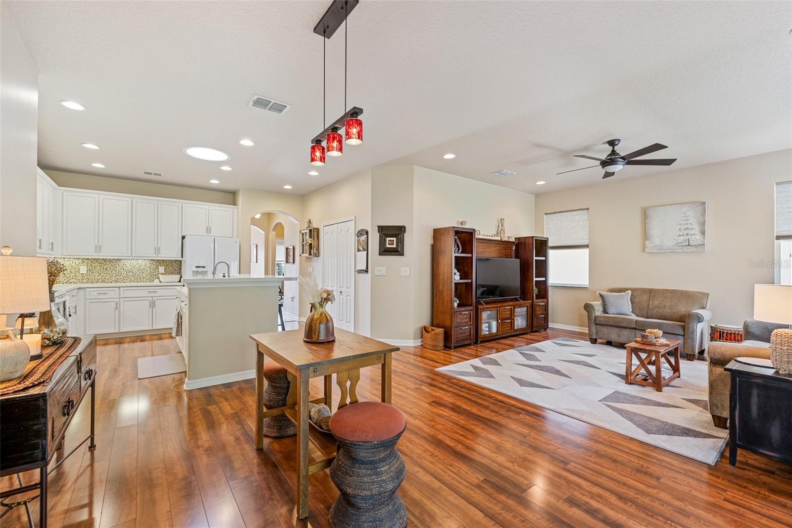 Image 9 of 44 For 1235 Cap Diville Avenue